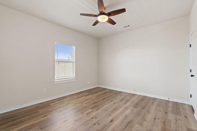 853 Cypress LN, Cottonwood Shores, TX 78657