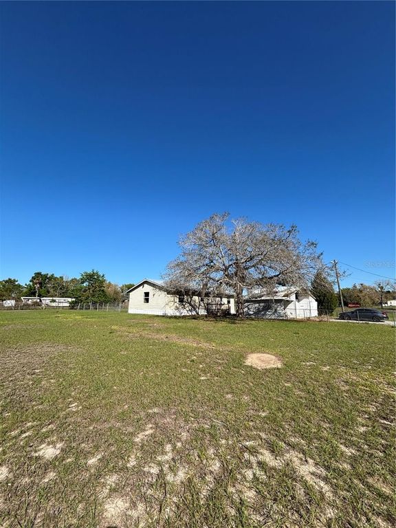 Image 1 of property listing at 8597 SE 126TH PLACE, Belleview, FL 34420