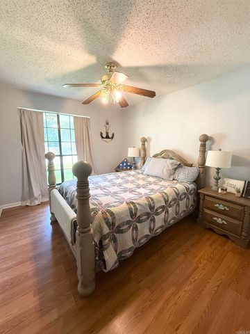 701 Sheffield Drive, Bryant, AR 72022