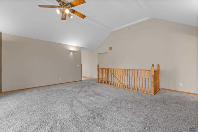 4001 PETE LN, Rapid City, SD 57702