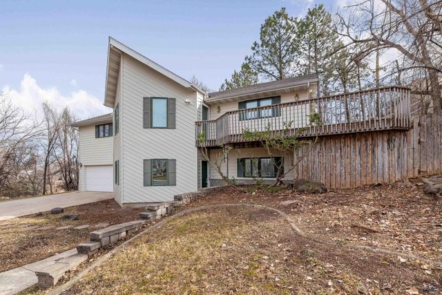 4001 PETE LN, Rapid City, SD 57702