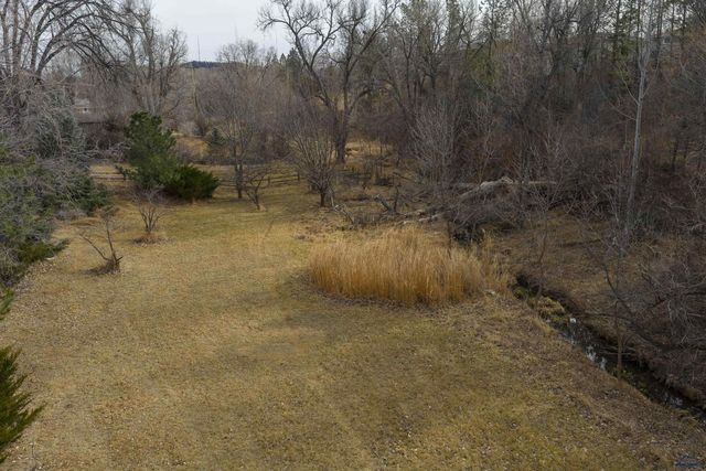 4001 PETE LN, Rapid City, SD 57702