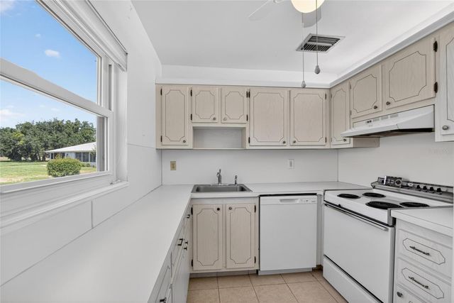1902 ANDOVER STREET 201, Sun City Center, FL 33573