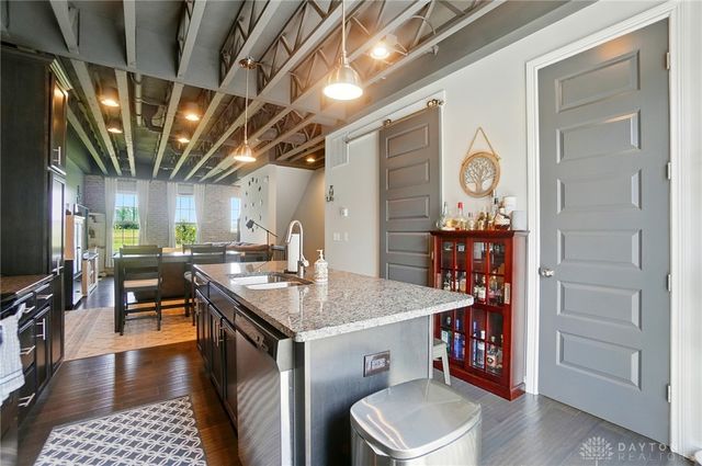 905 Brownstone Row, Springboro, OH 45066