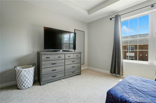 905 Brownstone Row, Springboro, OH 45066