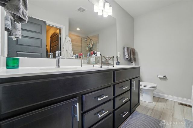 905 Brownstone Row, Springboro, OH 45066