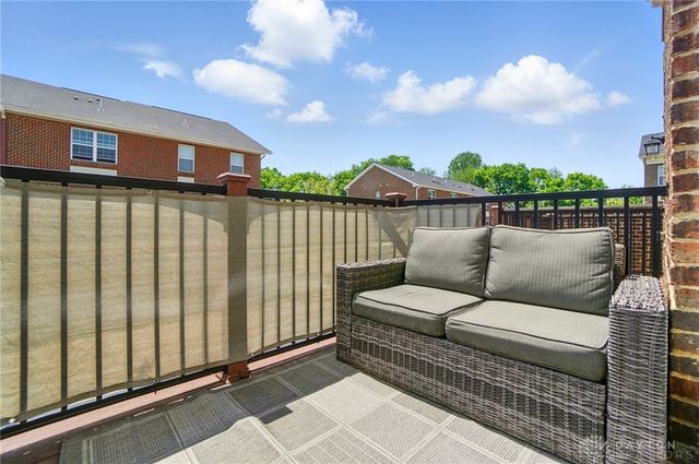 905 Brownstone Row, Springboro, OH 45066