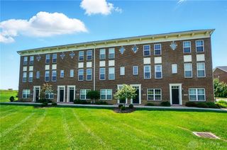 905 Brownstone Row, Springboro, OH 45066