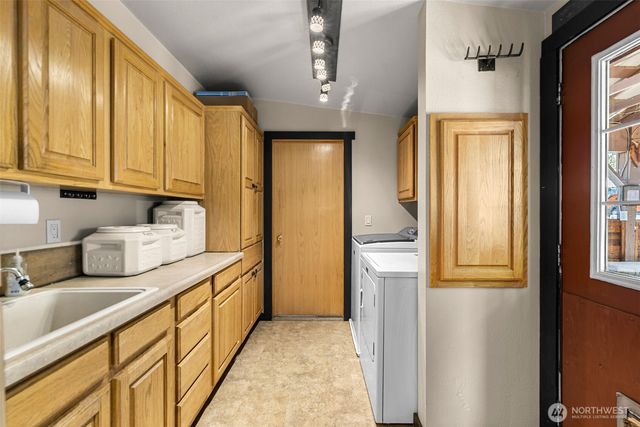 61 Twin Ponds Lane, Cashmere, WA 98815