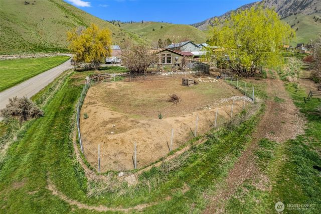 61 Twin Ponds Lane, Cashmere, WA 98815