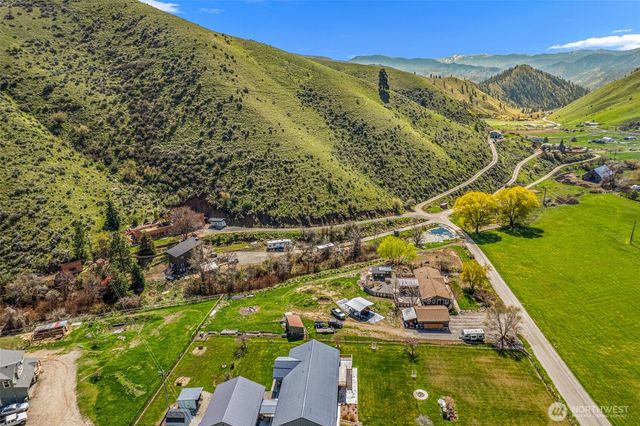 61 Twin Ponds Lane, Cashmere, WA 98815