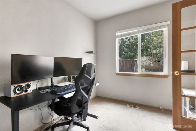 21516 102nd Street E, Bonney Lake, WA 98391
