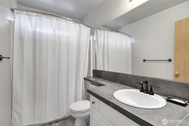 21516 102nd Street E, Bonney Lake, WA 98391