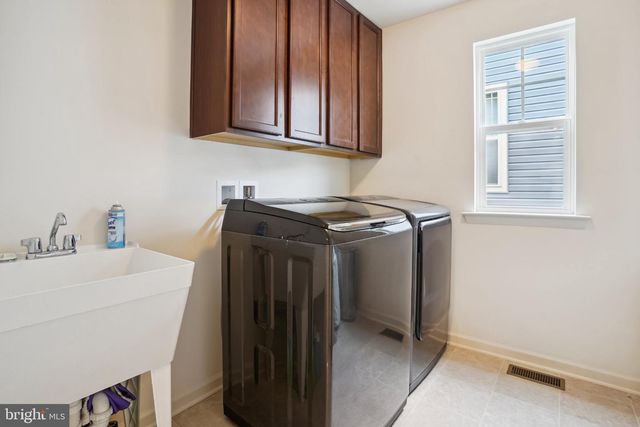 1233 COASTAL AVE, Stafford, VA 22554