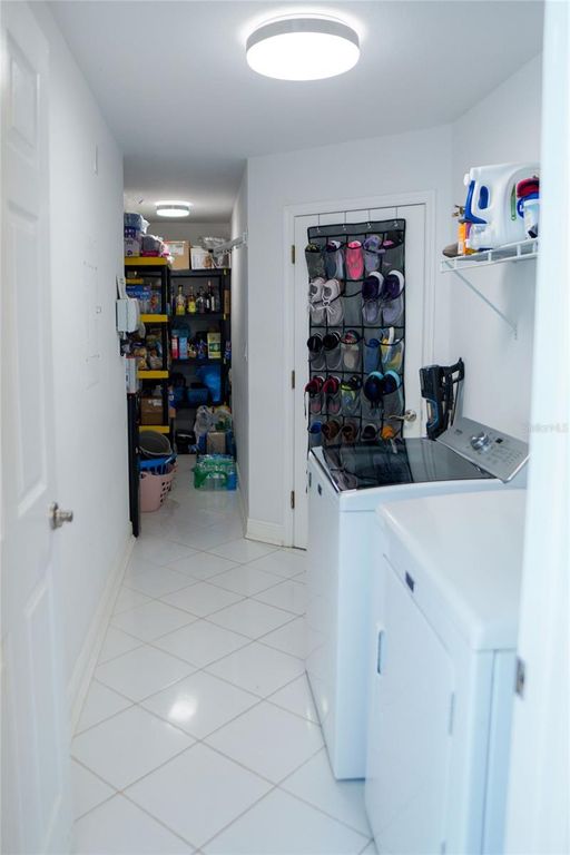 Image 27 of property listing at 13603 WESTSHIRE DRIVE, Tampa, FL 33618