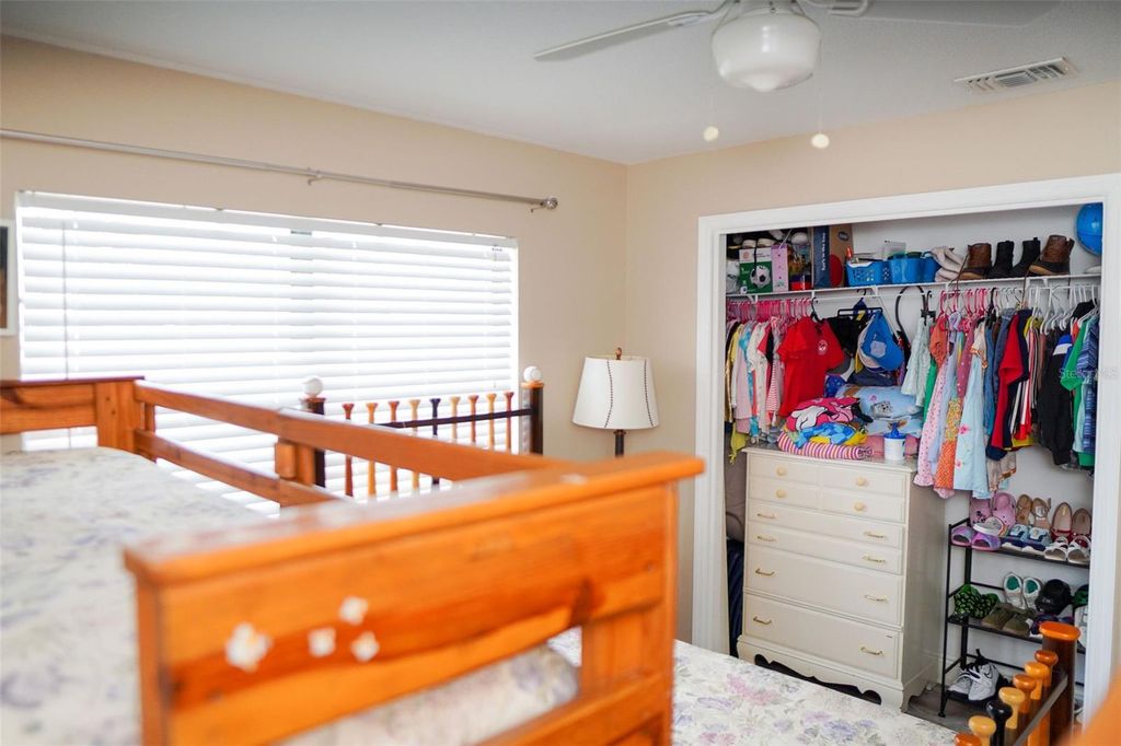 Image 44 of property listing at 13603 WESTSHIRE DRIVE, Tampa, FL 33618