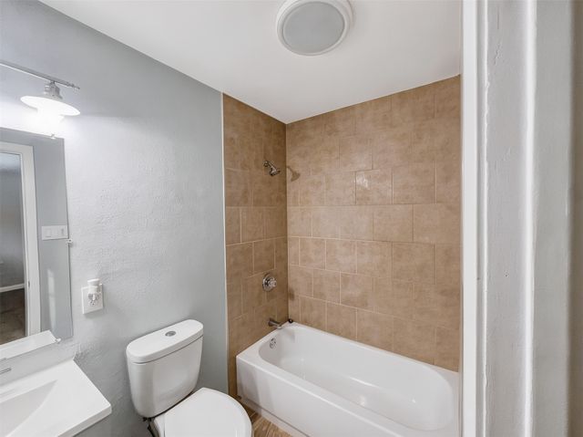 109 N Heights Drive, Crowley, TX 76036