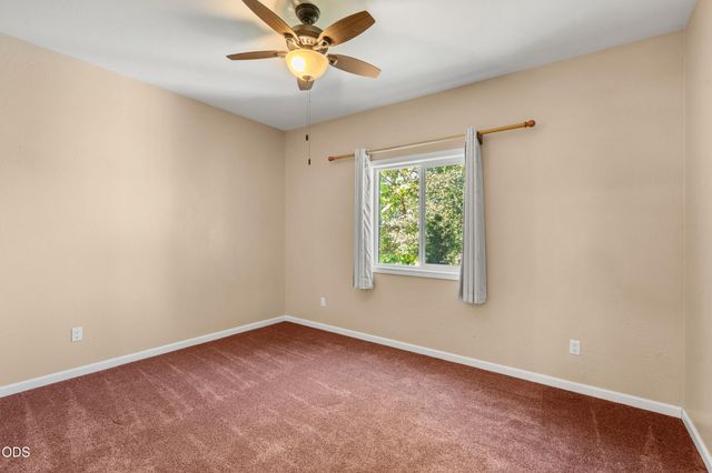 642 Sheffield Drive, Eagle Point, OR 97524