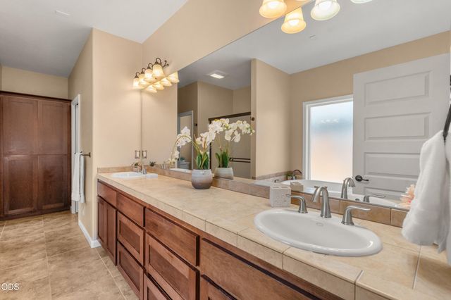 642 Sheffield Drive, Eagle Point, OR 97524