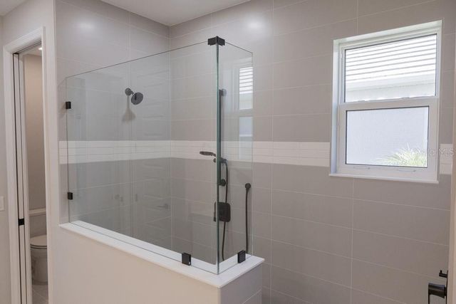 8100 SLIPWAY DRIVE, Sarasota, FL 34240