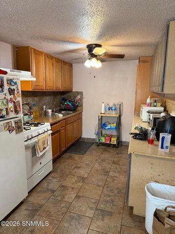 1130 Colorado Avenue, Las Cruces, NM 88001