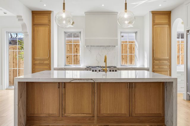 4021 Southwestern Boulevard, University Park, TX 75225