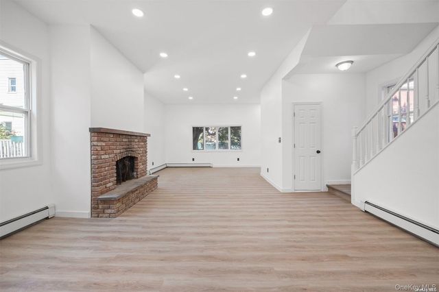 6626 53rd Road, Maspeth, NY 11378