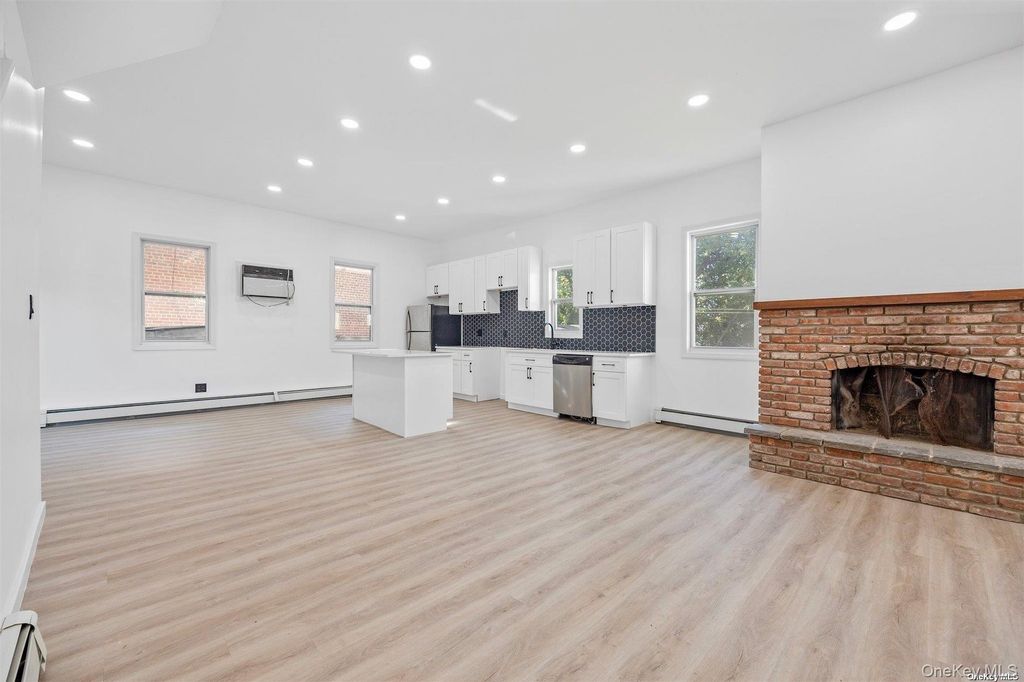 6626 53rd Road, Maspeth, NY 11378 — photo 5