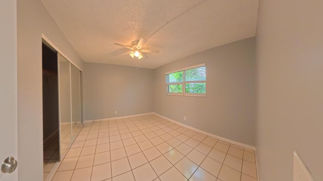2301 SE 4th Street 3, Boynton Beach, FL 33435