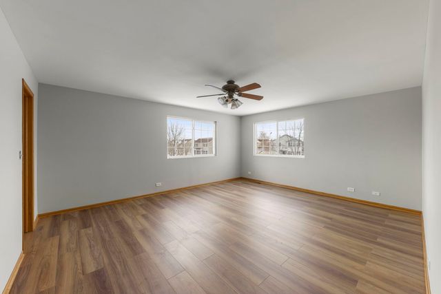 21519 Cormorant Street, Crest Hill, IL 60435