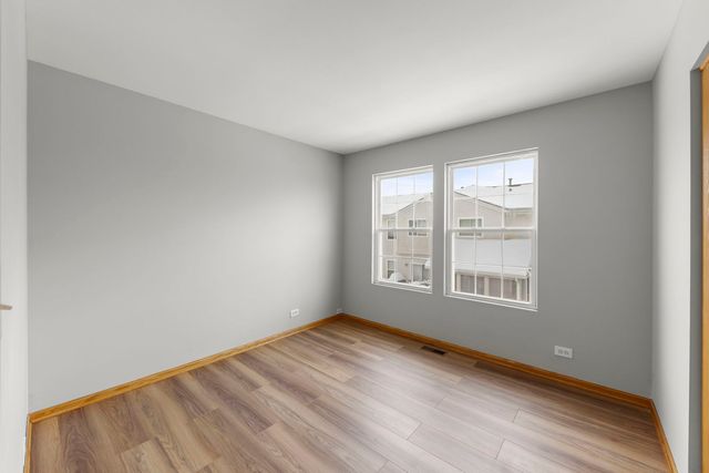 21519 Cormorant Street, Crest Hill, IL 60435