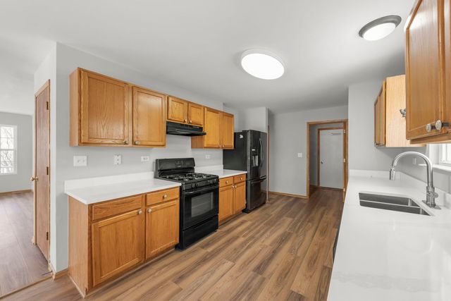 21519 Cormorant Street, Crest Hill, IL 60435