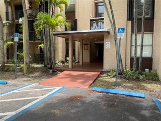 14201 N Kendall Dr 412D, Miami, FL 33186