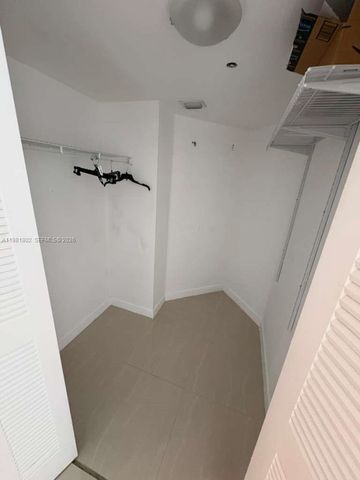 3300 NE 191st St 801, Aventura, FL 33180