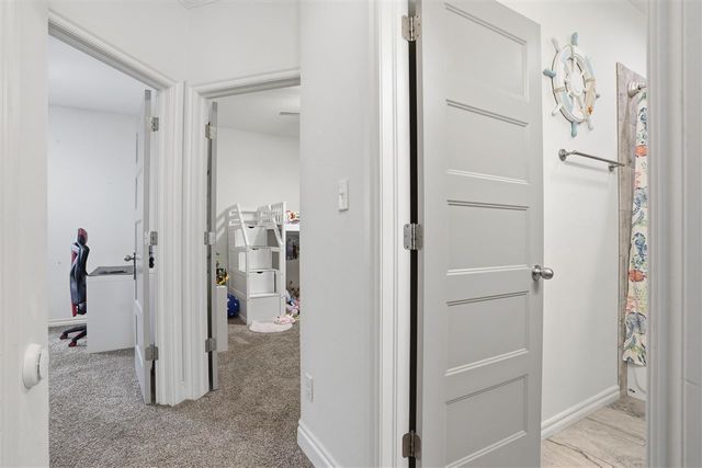 913 SW 80th St, Lawton, OK 73505