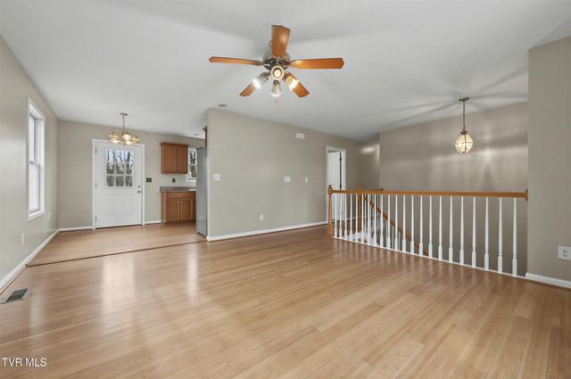 399 Hillcrest Drive, Greeneville, TN 37745