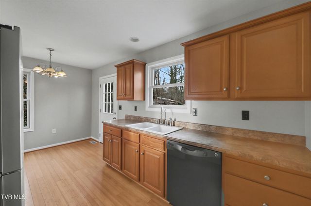 399 Hillcrest Drive, Greeneville, TN 37745