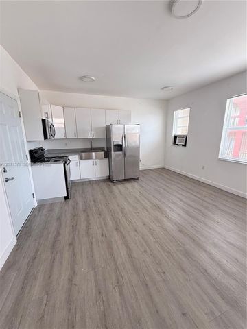 402 NW 12th Avenue 213, Miami, FL 33128