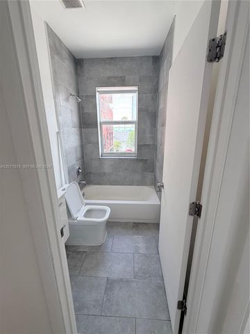402 NW 12th Avenue 213, Miami, FL 33128
