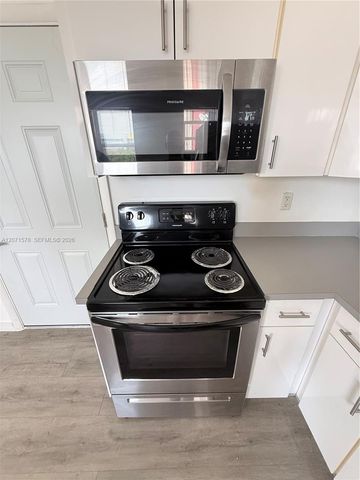 402 NW 12th Avenue 213, Miami, FL 33128
