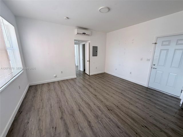 402 NW 12th Avenue 213, Miami, FL 33128