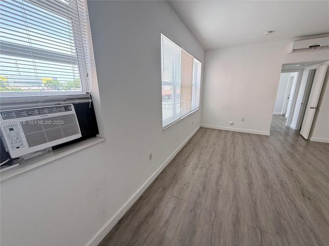 402 NW 12th Avenue 213, Miami, FL 33128