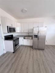402 NW 12th Avenue 213, Miami, FL 33128