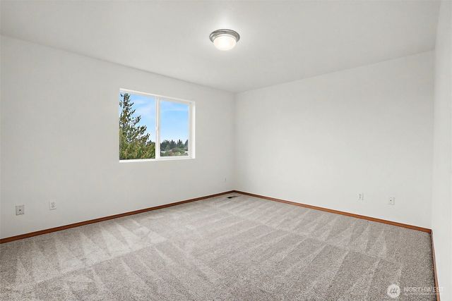 2213 189th Street E, Tacoma, WA 98445