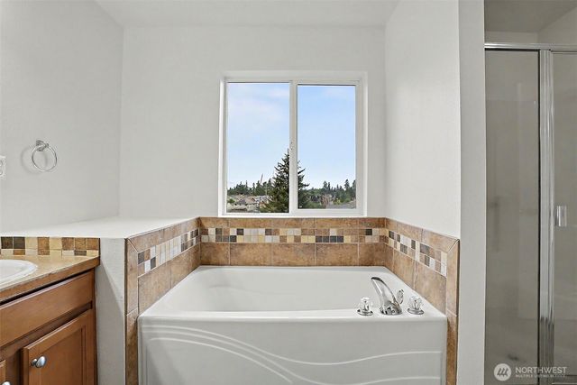 2213 189th Street E, Tacoma, WA 98445