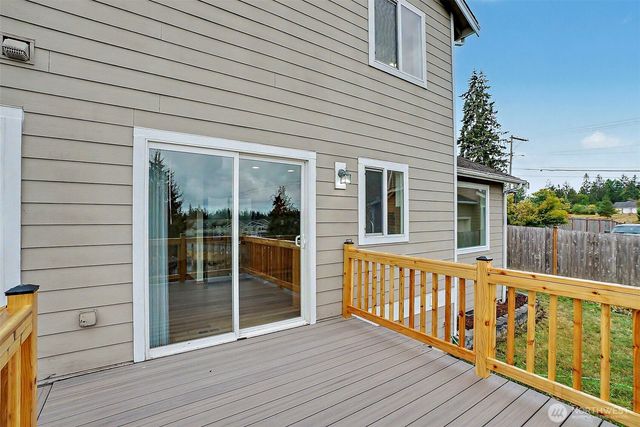 2213 189th Street E, Tacoma, WA 98445