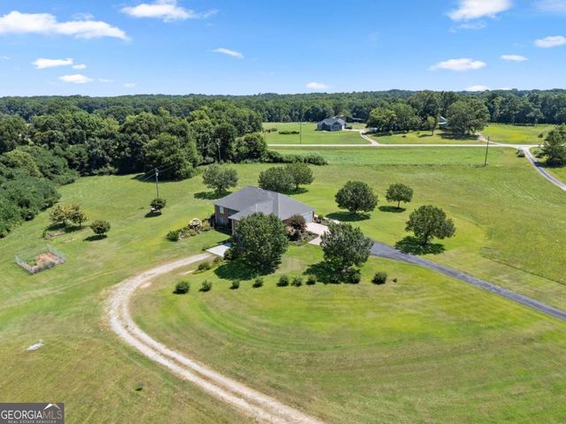 1121 Beacon Light Road, Hartwell, GA 30643