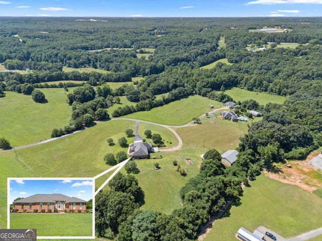 1121 Beacon Light Road, Hartwell, GA 30643