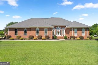 1121 Beacon Light Road, Hartwell, GA 30643