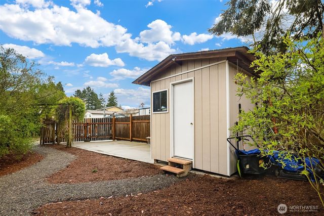1006 Grant Avenue S, Renton, WA 98057